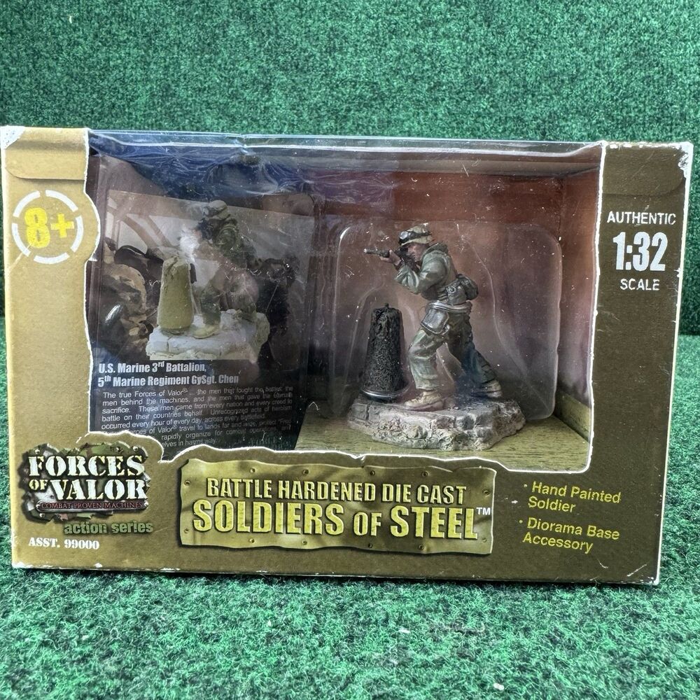 Forces of Valor: US Marine 3rd Batt. 5th Marine Reg. GySgt. Chen 1:32 TM4